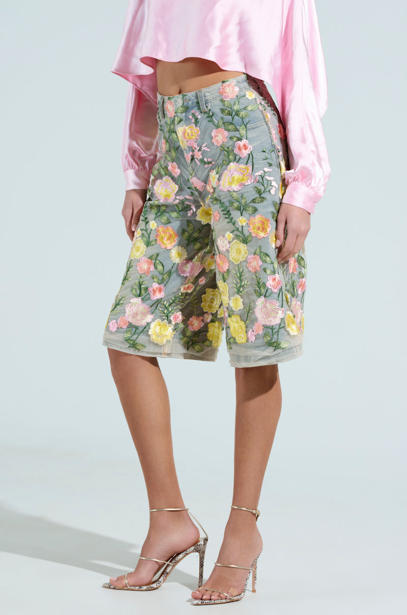GARDEN PARTY STRETCH DENIM WITH FLORAL TULLE BERMUDA SHORTS