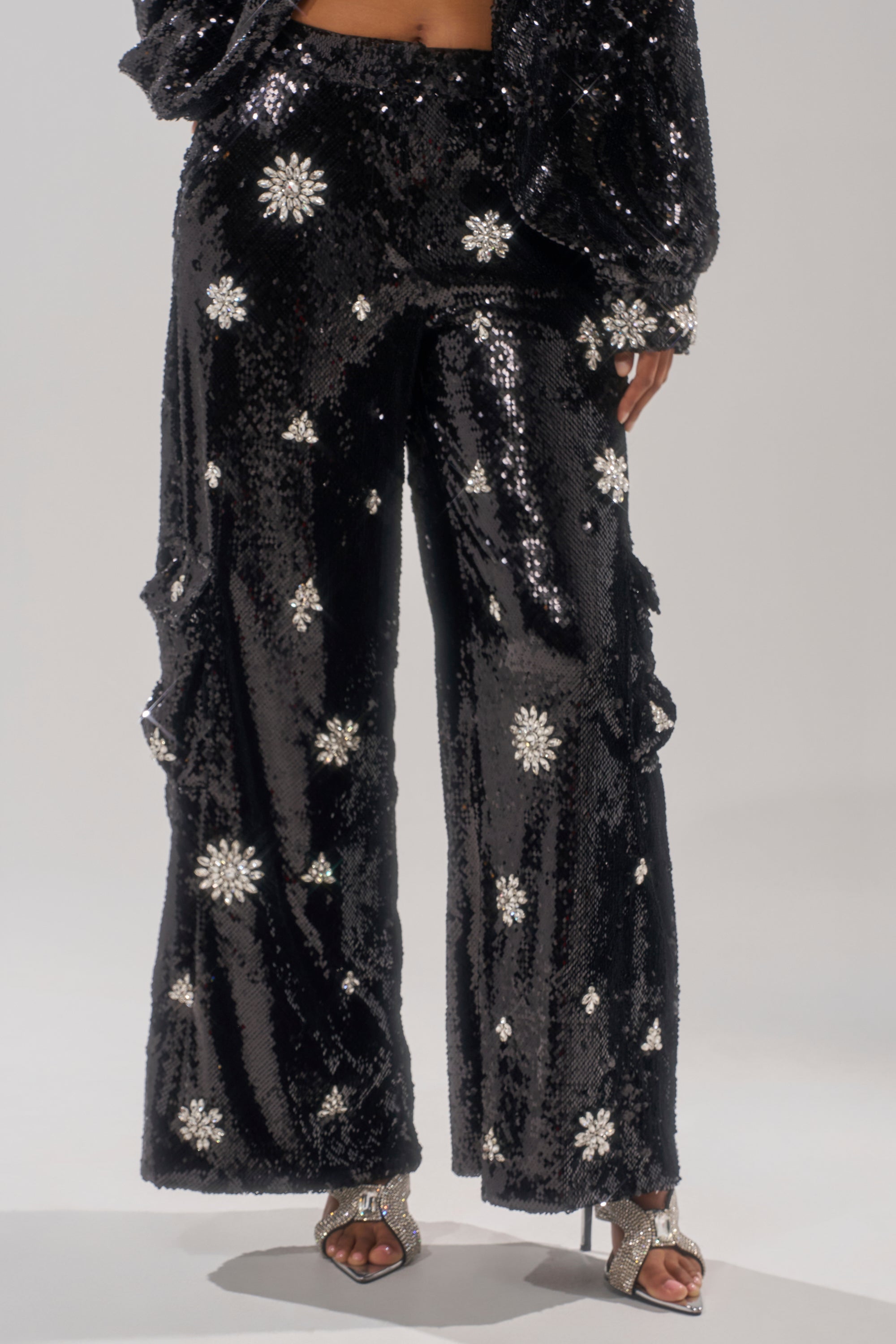 DAZZLING HOLIDAY SEQUIN WIDE LEG CARGO PANT
