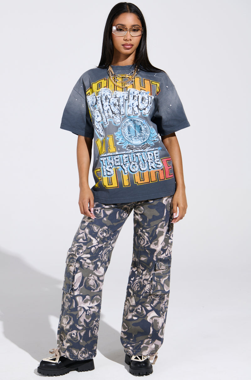 FIRST ROW THE FUTURE IS YOURS OVERSIZED GRAPHIC TEE