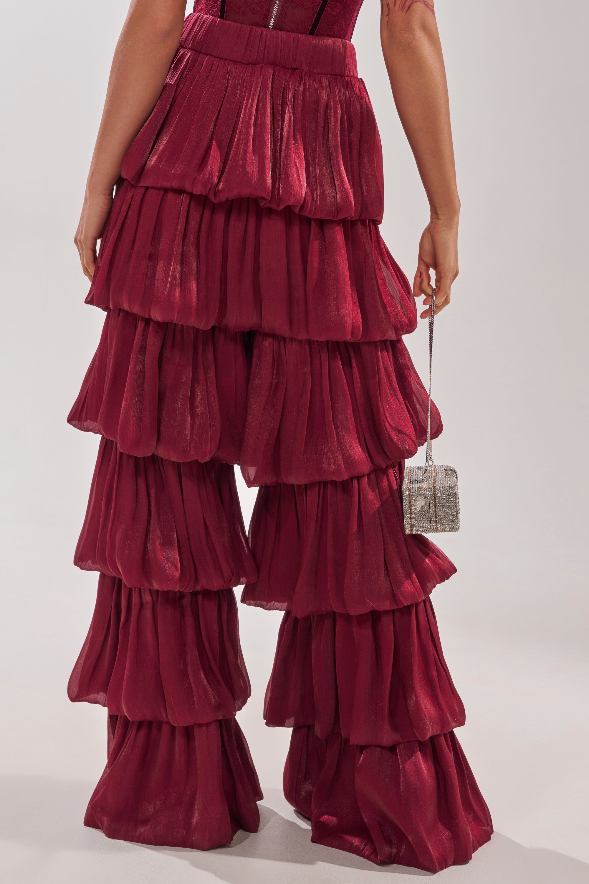 STAR OF THE NIGHT FLOUNCY PANT IN BURGUNDY