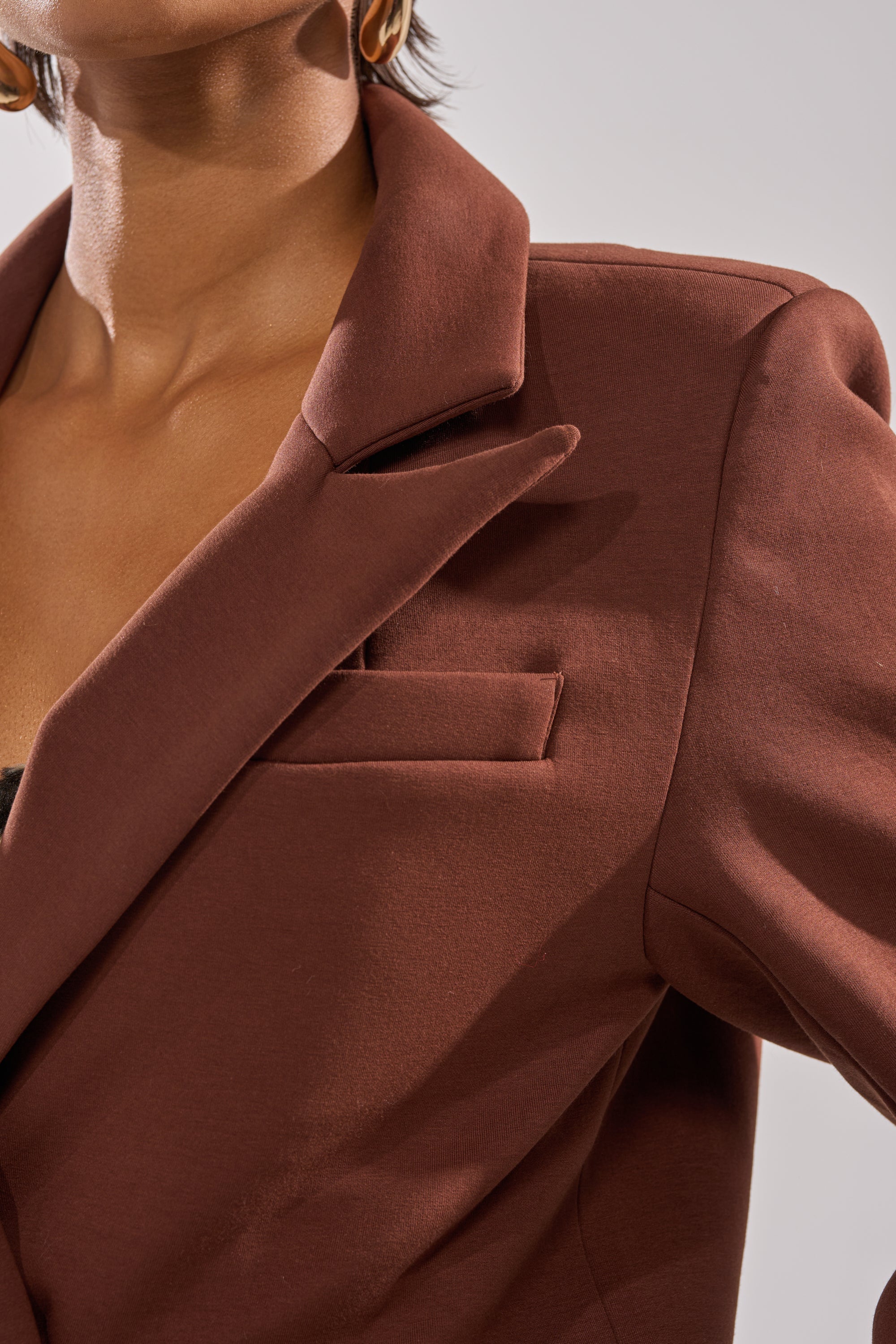 COCOA BUTTER SCUBA TRENCH IN BROWN