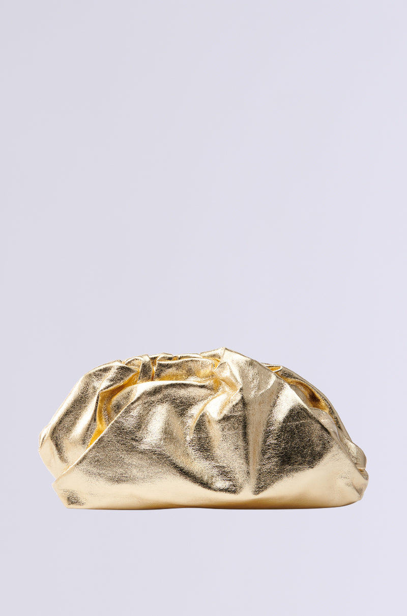 OVER IT METALLIC CLUTCH
