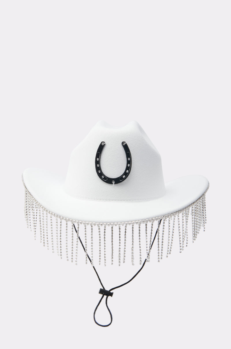 TEST MY LUCK HORSESHOE HAT