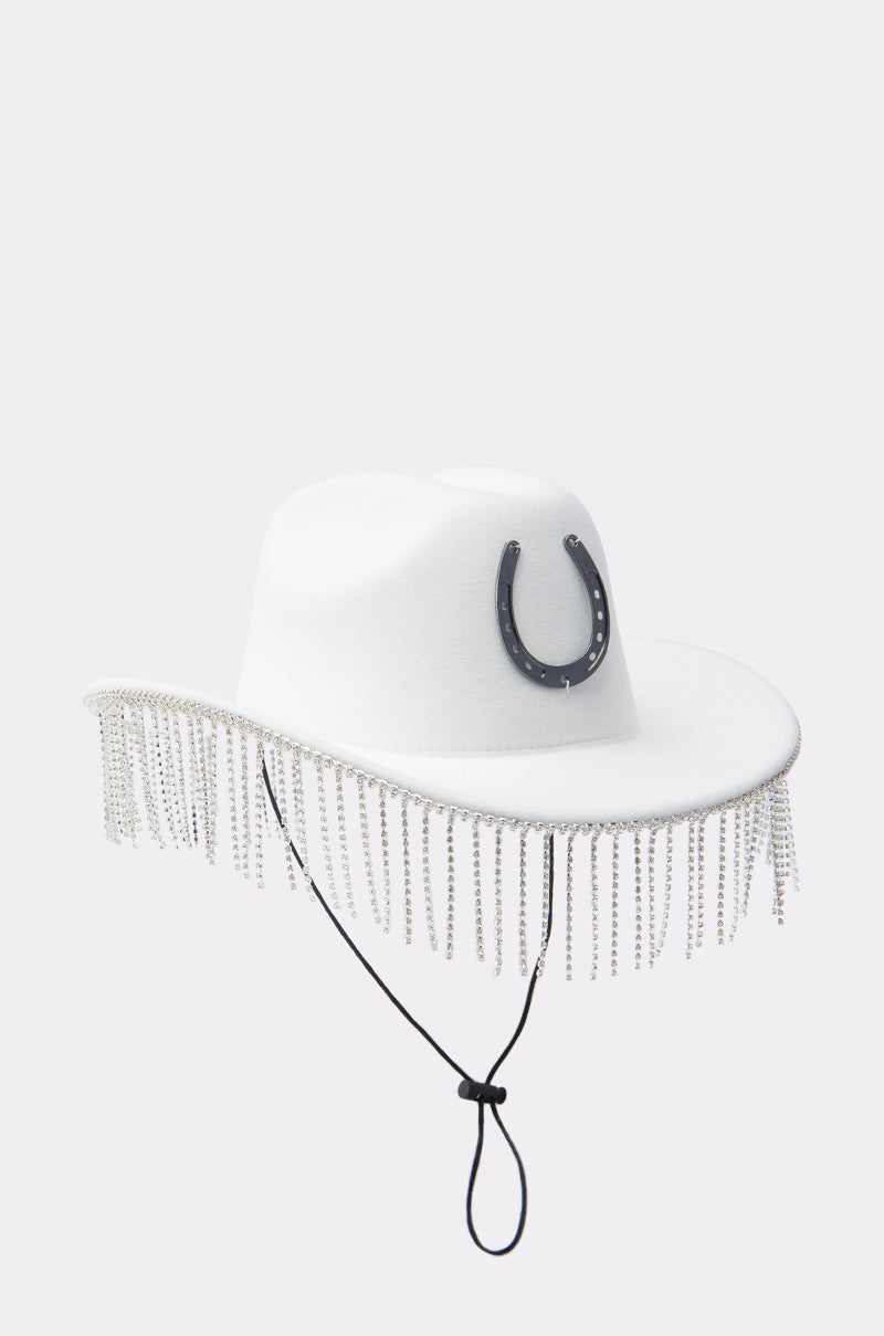 TEST MY LUCK HORSESHOE HAT