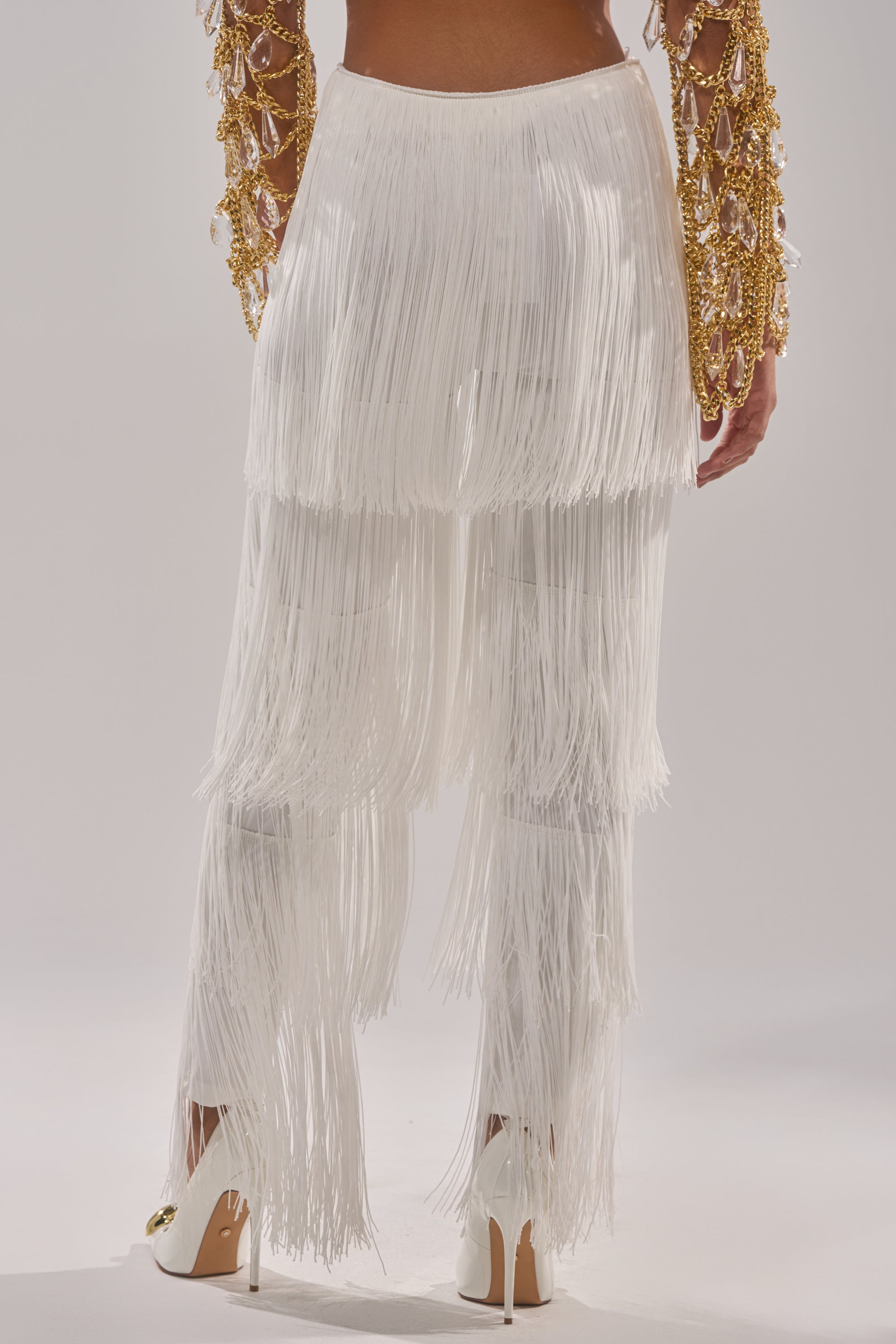 OH SO FRINGE PANTS IN WHITE